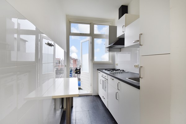 Medium property photo - Escamplaan 181, 2547 GD Den Haag